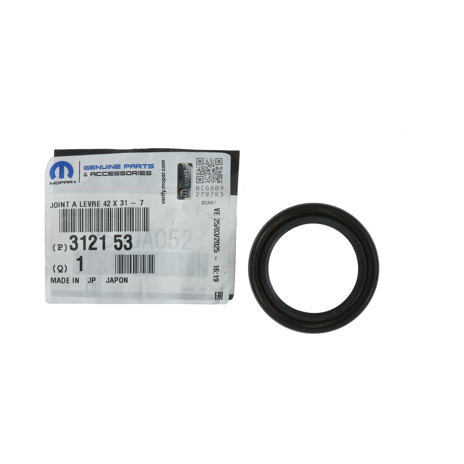 Oil seal, crankshaft 7545946