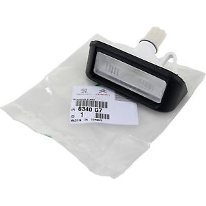 Number plate light SU001A1285