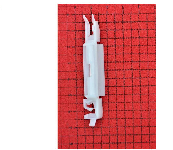 Clip, decorative/protective strip 812388